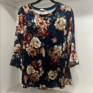 eesome Red and Blue Blouse with Boxy Relaxed Fit and Three-Quarter Sleeves